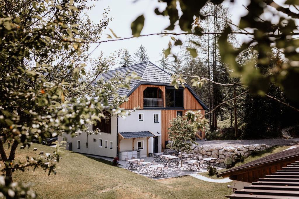 Das Schutzhaus-Bed And Breakfast-Dein Basislager Im Salzkammergut Bad Aussee Dış mekan fotoğraf